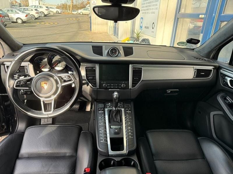 Gebraucht Porsche Macan Turbo Performance Package 441 PS (324 kW) 2017 Schwarz SUV