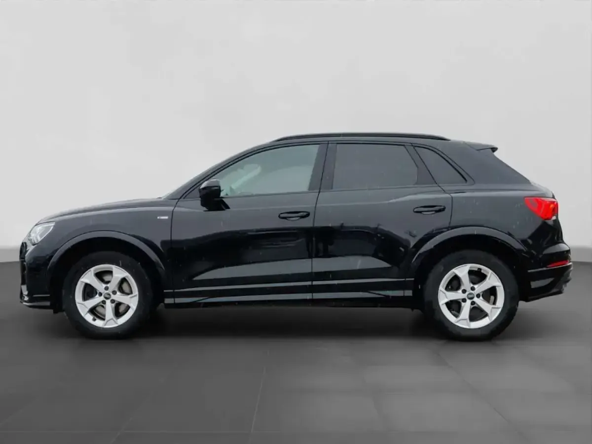 Gebraucht Audi Q3 Performance 200 PS (147 kW) 2023 Schwarz SUV