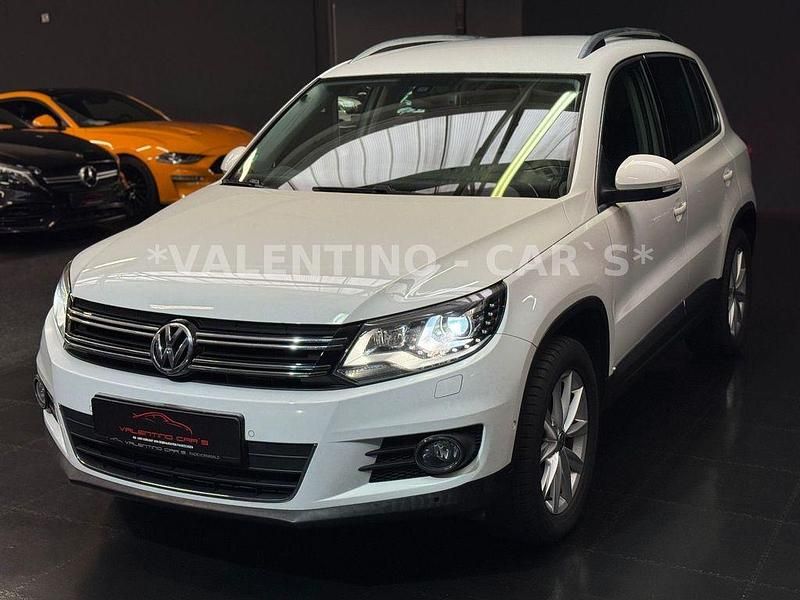 Gebraucht VW Tiguan Sportline 140 PS (102 kW) 2012 Weiß SUV