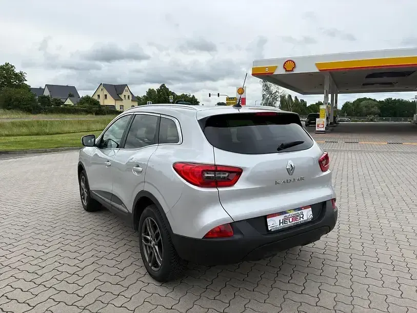 Gebraucht Renault Kadjar 131 PS (96 kW) 2018 Platingrau SUV