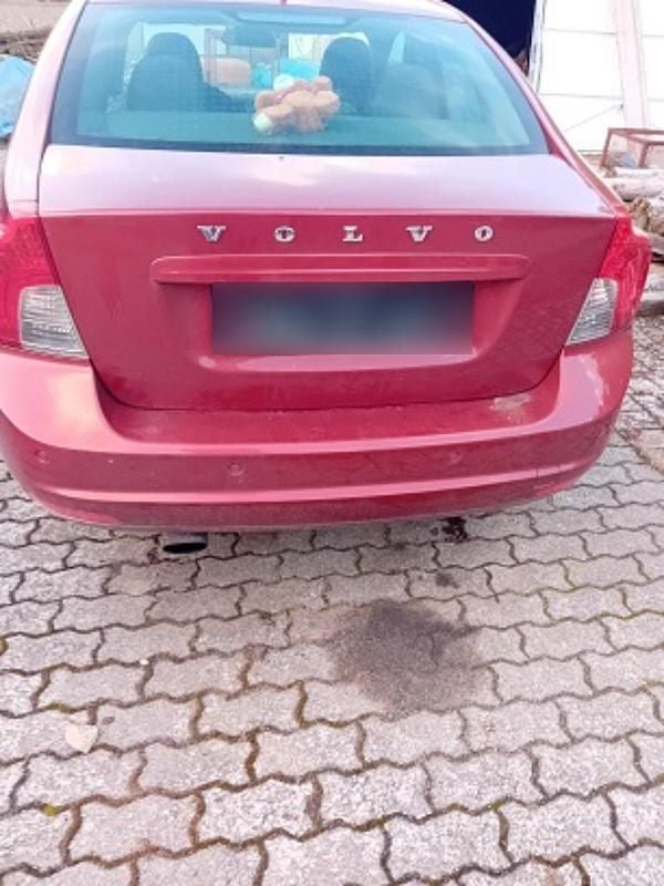 Gebraucht Volvo S40 115 PS (84 kW) 2010 Rot Limousine