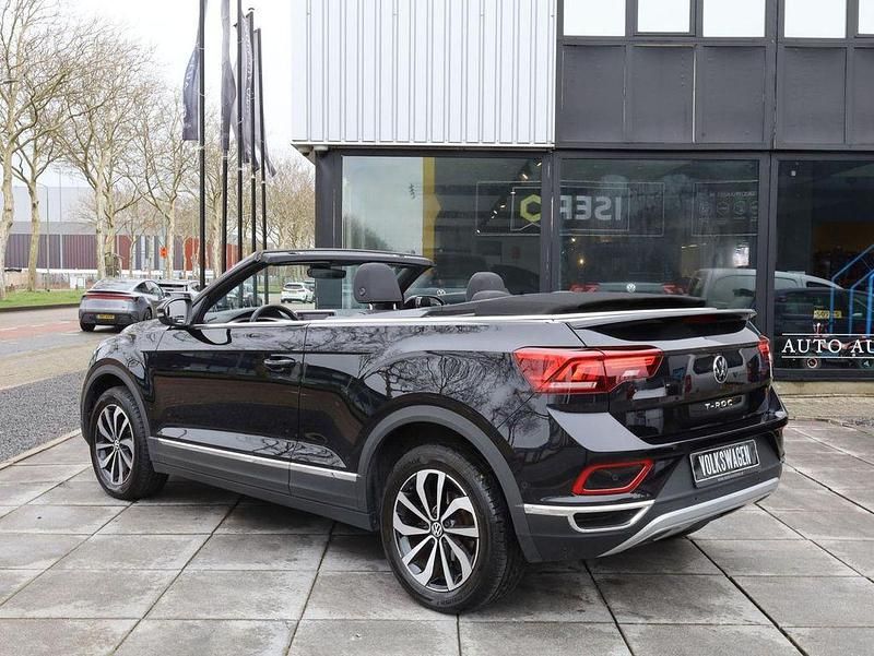 Gebraucht VW T-Roc Cabriolet 150 PS (110 kW) 2024 Schwarz Cabrio