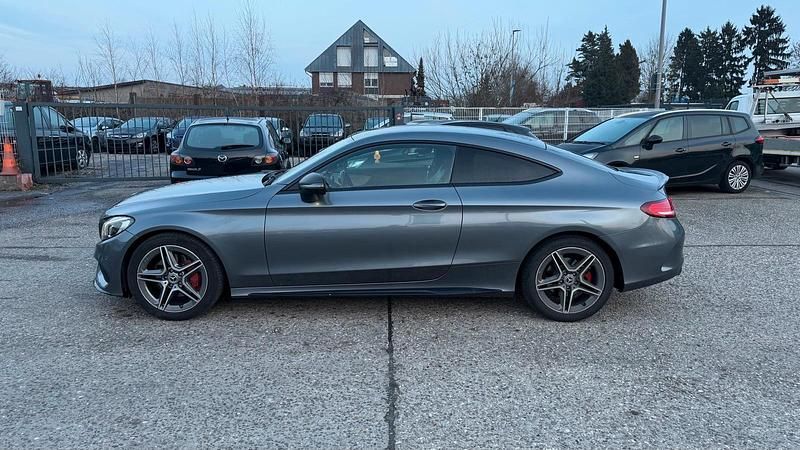 Gebraucht Mercedes C200 AMG line 184 PS (135 kW) 2016 Grau Coupé