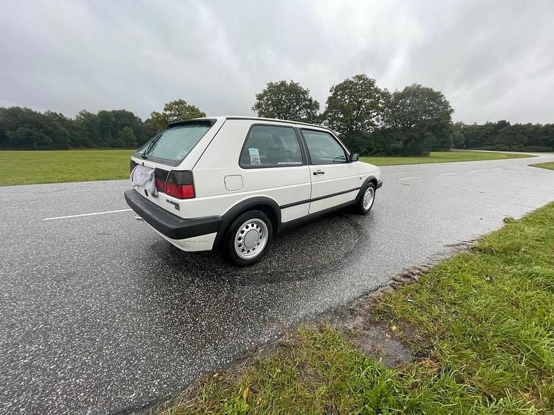 Gebraucht VW Golf II GTI 107 PS (78 kW) 1990 Weiß Kleinwagen
