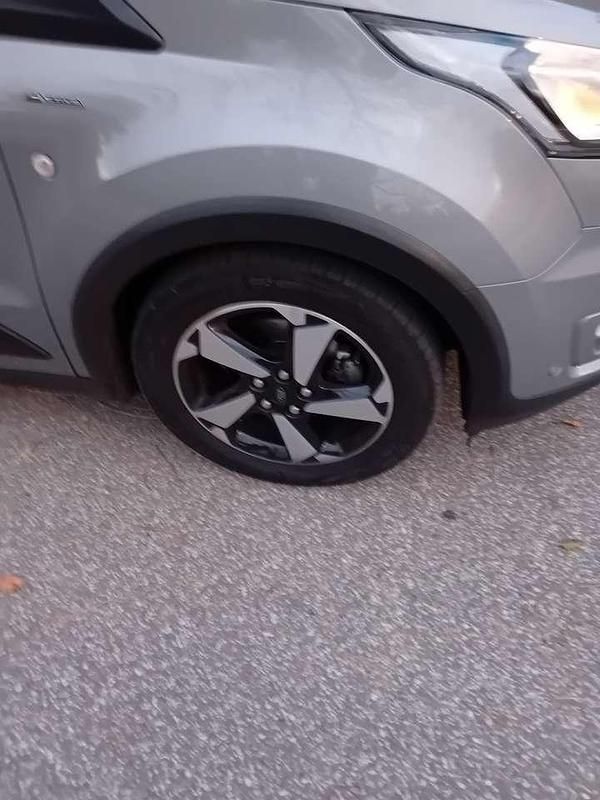 Grau Gebraucht 2021 Ford Grand Tourneo Connect Active Kombi | 20.000 € (Superpreis) - Bild 1/4