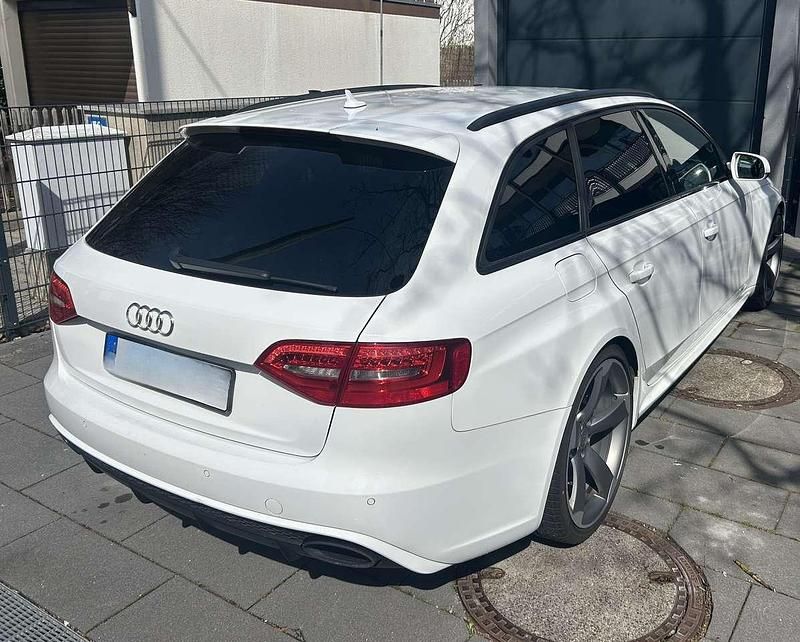 Second-hand Audi RS4 Performance 420 CP (308 kW) 2012 Alb Break