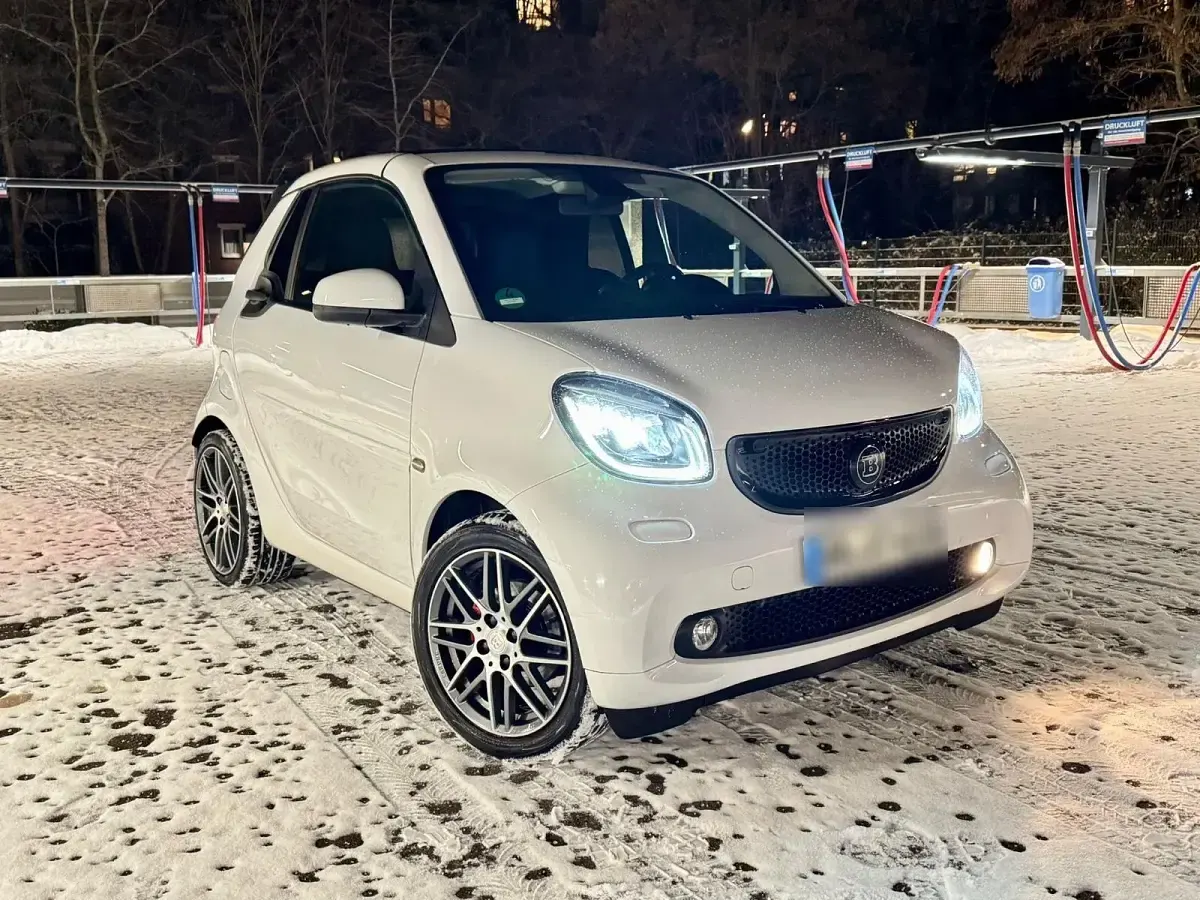 Gebraucht Smart ForTwo Cabrio Brabus 90 PS (66 kW) 2016 Weiß Cabrio