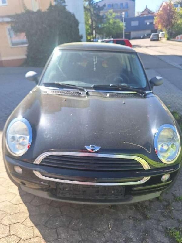 Second-hand Mini ONE 90 CP (66 kW) 2003 Negru Hatchback