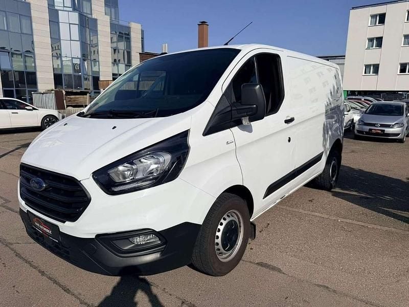 Gebraucht Ford Transit Custom 105 PS (77 kW) 2022 Frostweiß Van / Kleinbus