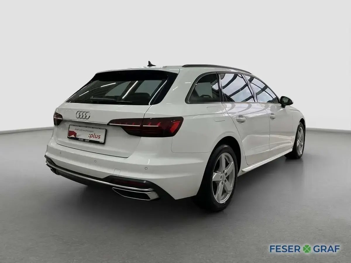 Gebraucht Audi A4 Advanced Plus 163 PS (119 kW) 2020 Ibisweiß Kombi