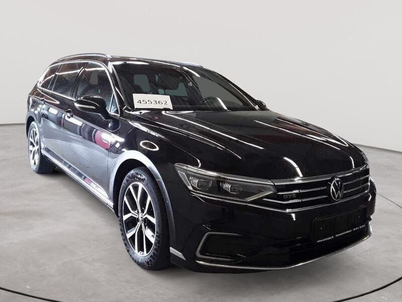 Deep black perleffekt Gebraucht 2021 VW Passat GTE Kombi | 18.790 € (Superpreis) - Bild 1/4