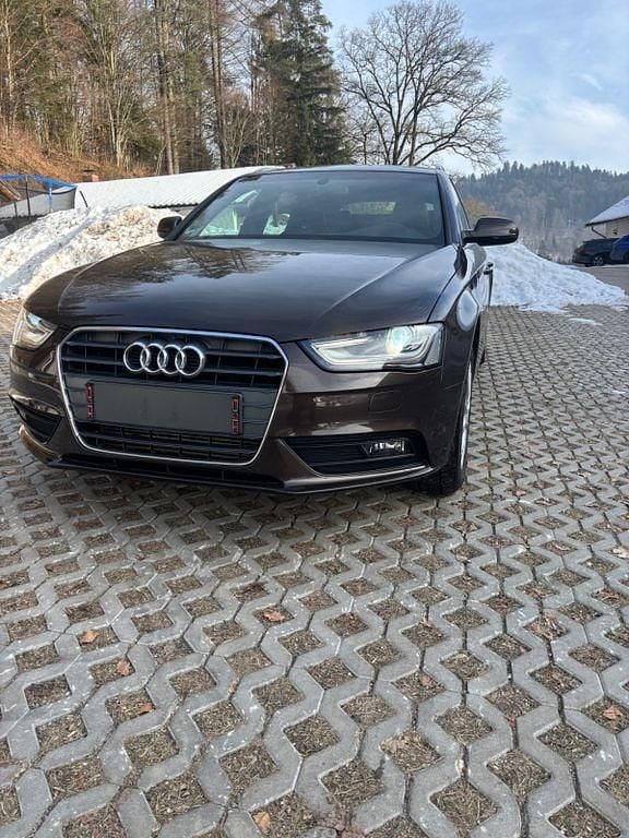 Gebraucht Audi A4 Ambition 170 PS (125 kW) 2012 Braun Kombi