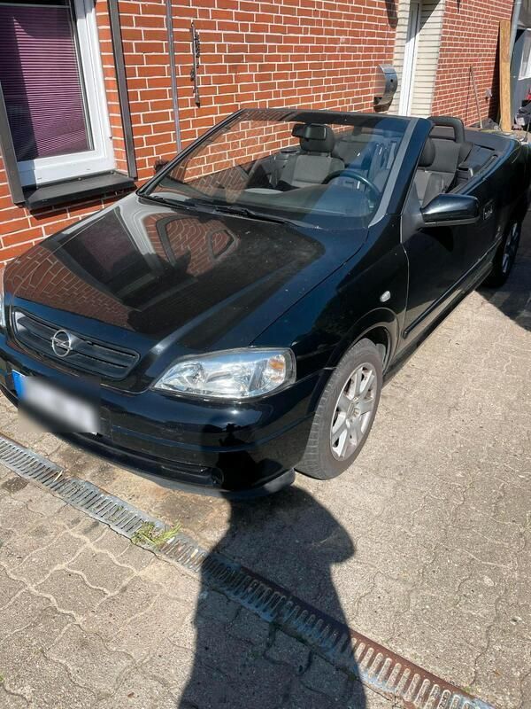 Schwarz Gebraucht 2004 Opel Astra Cabriolet Cabrio | 1.700 € (Fairer Preis) - Bild 1/3