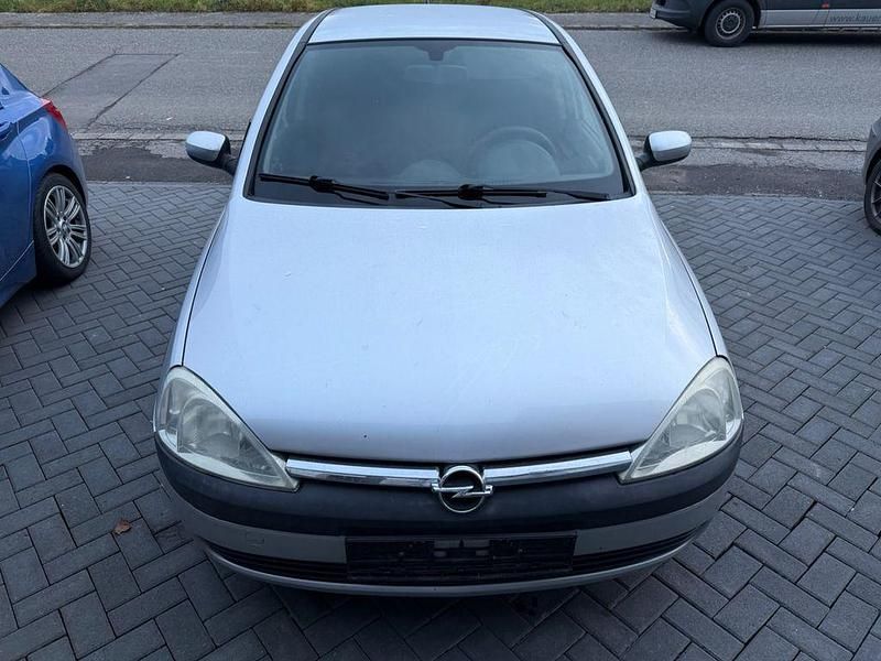 Gebraucht Opel Corsa 75 PS (55 kW) 2003 Silber Kleinwagen