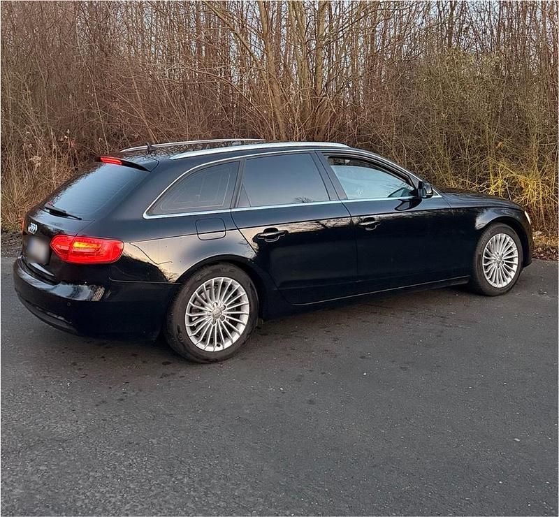 Second-hand Audi A4 163 CP (119 kW) 2014 Negru Break