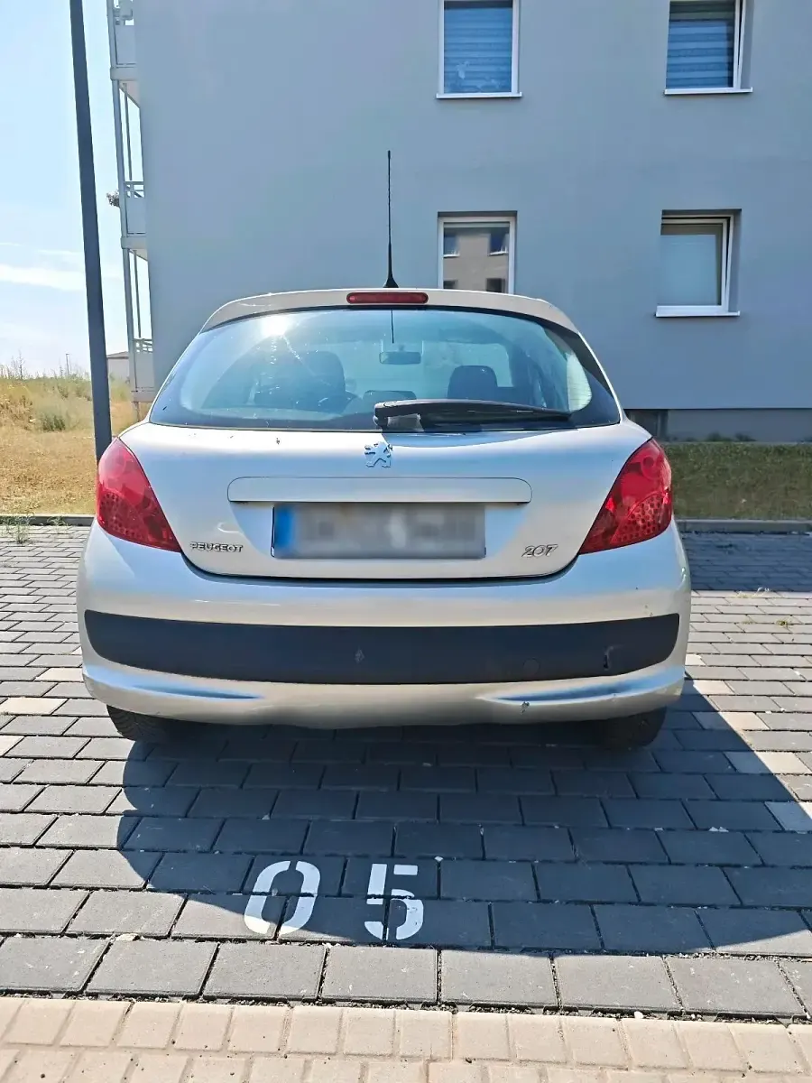 Gebraucht Peugeot 207 88 PS (64 kW) 2006 Silber Kleinwagen