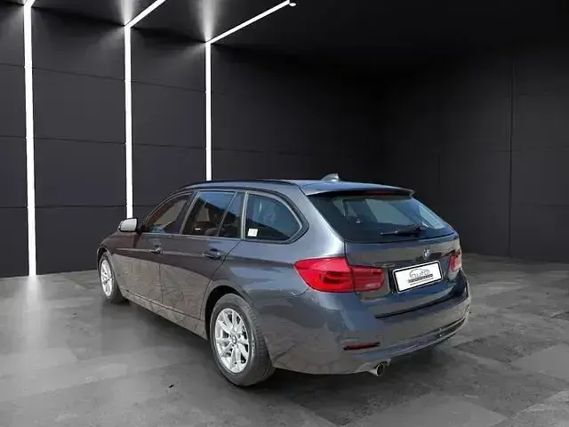 Gebraucht BMW 316 Advantage 140 PS (102 kW) 2019 Grau Kombi