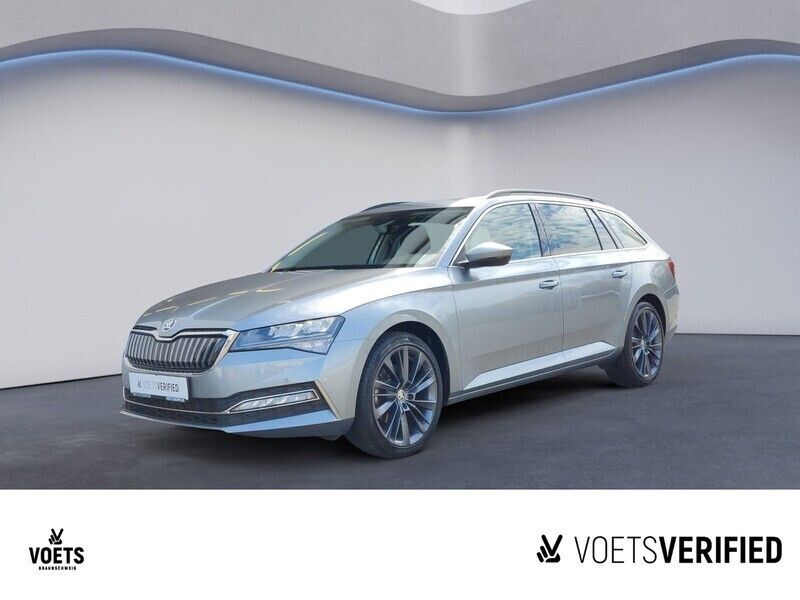 Business grau metallic Gebraucht 2021 Skoda Superb Ambition Kombi | 20.980 € (Superpreis) - Bild 1/4