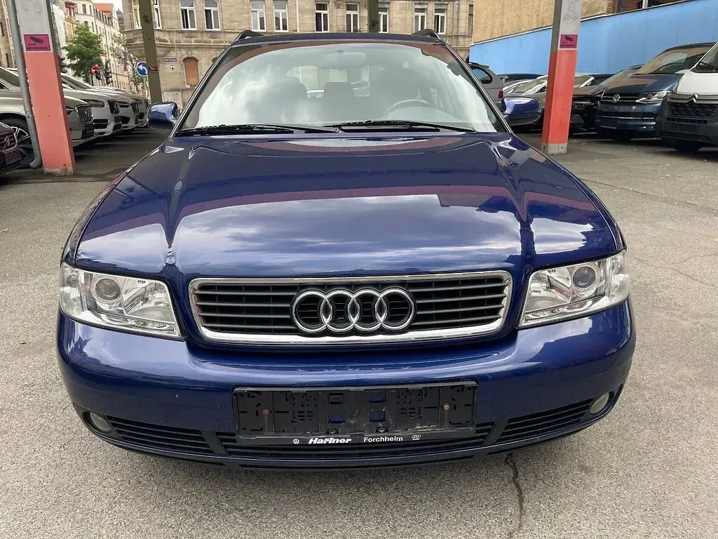 Gebraucht Audi A4 116 PS (85 kW) 2000 Blau Kombi