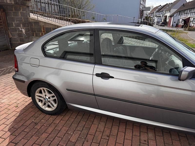 Usado BMW 316 116 HP (85 kW) 2003 Prateado Sedan