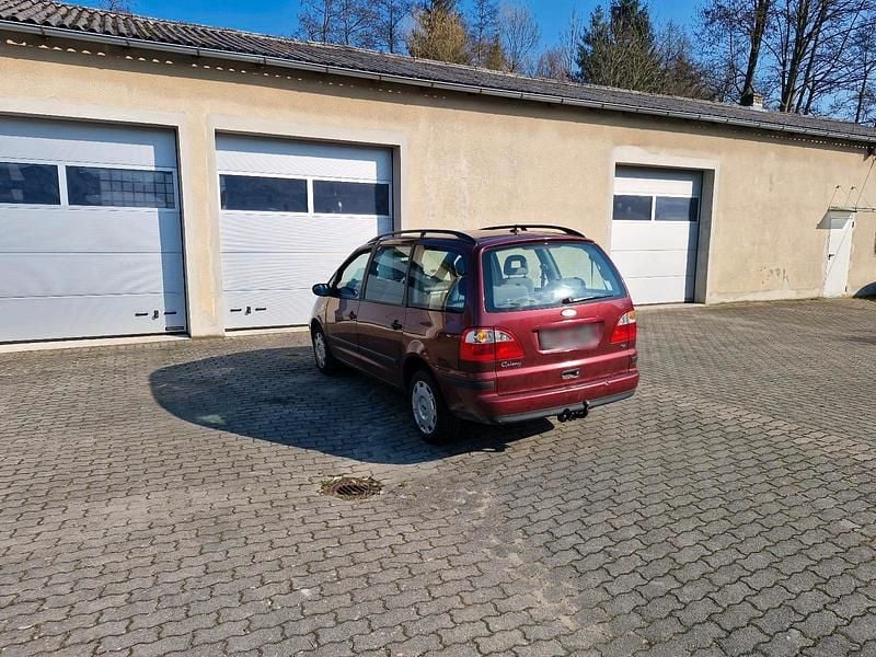 Gebraucht Ford Galaxy 116 PS (85 kW) 2004 Rot Van / Kleinbus