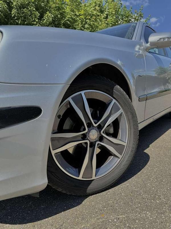 Gebraucht Mercedes E200 Classic 184 PS (135 kW) 2008 Limousine