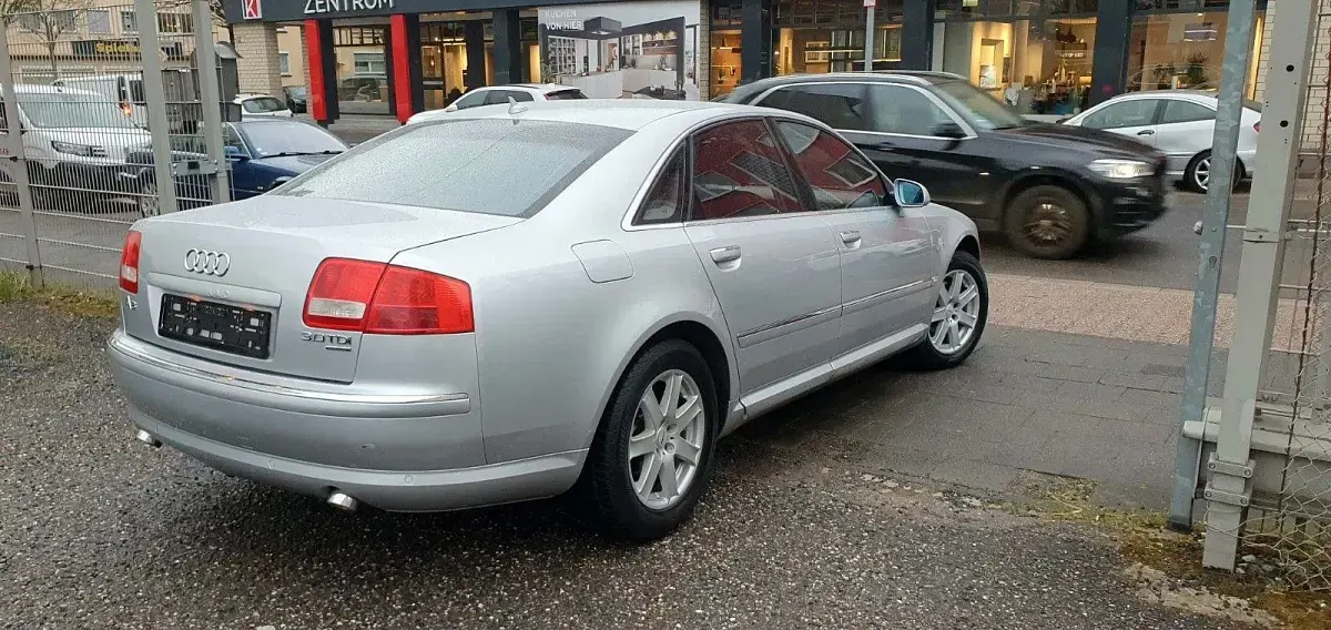 Gebraucht Audi A8 232 PS (170 kW) 2004 Silber Limousine