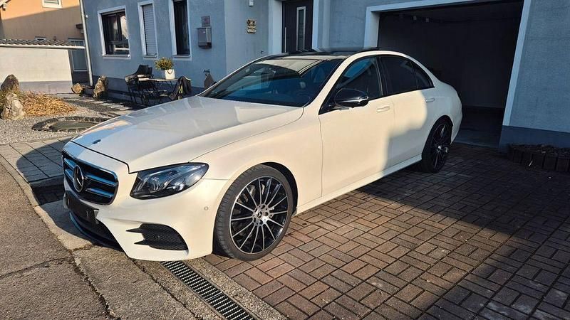 Gebraucht Mercedes E400 AMG 340 PS (250 kW) 2019 Weiß Limousine