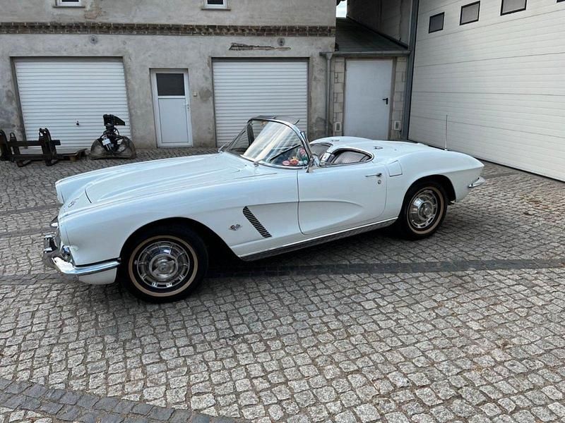 Gebraucht 1962 Chevrolet Corvette C1 Cabrio | 70.000 € - Bild 1/4
