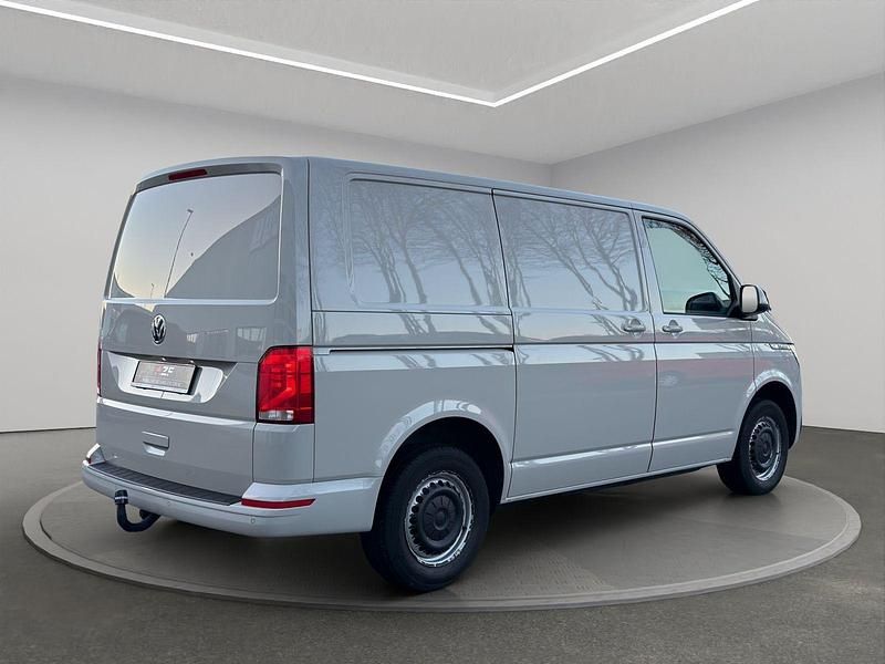 Usado VW Transporter 150 HP (110 kW) 2021 Cinzento Van