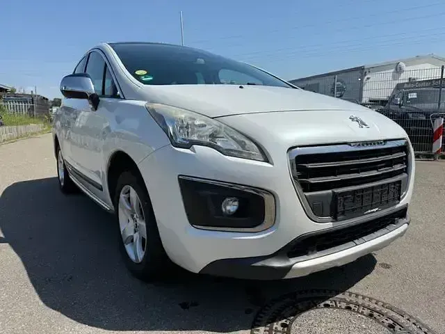 Gebraucht Peugeot 3008 Allure 120 PS (88 kW) 2015 Blanc nacre Kombi