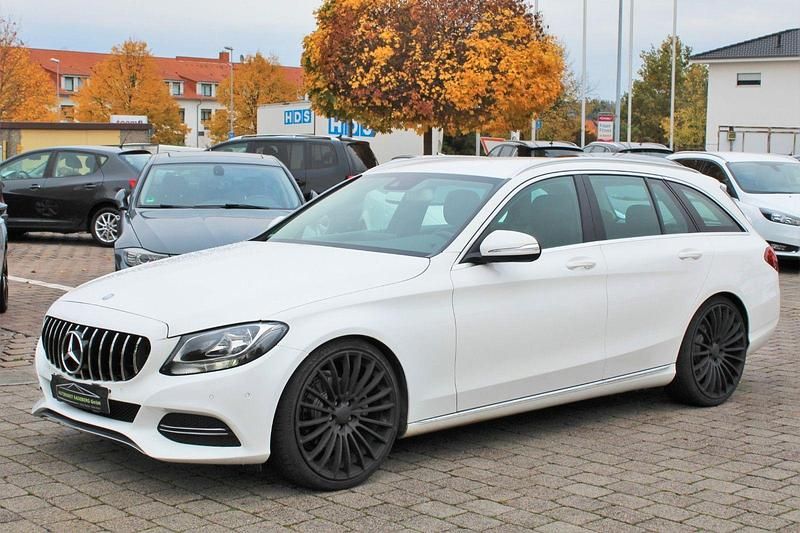 Gebraucht Mercedes C220 170 PS (125 kW) 2014 Weiß Kombi