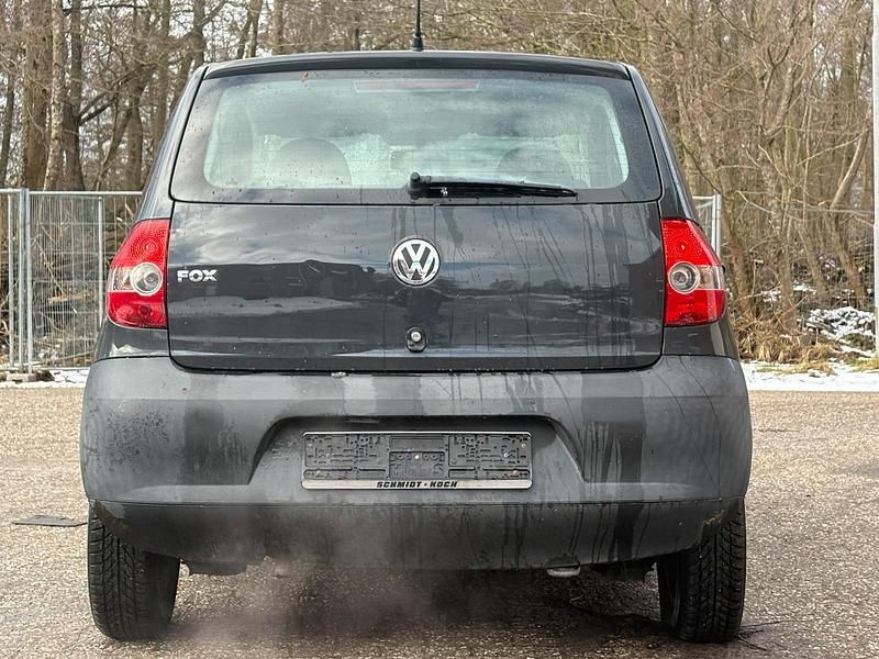 Gebraucht VW Fox 60 PS (44 kW) 2011 Grau Kleinwagen