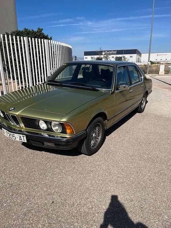 Grün Gebraucht 1980 BMW 735 Limousine | 10.500 € - Bild 1/4