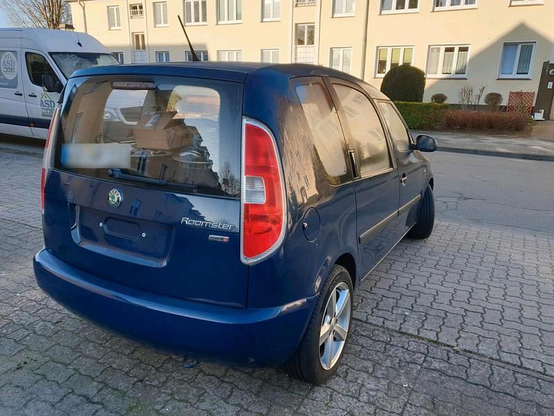 Gebraucht Skoda Roomster 90 PS (66 kW) 2012 Blau Van / Kleinbus
