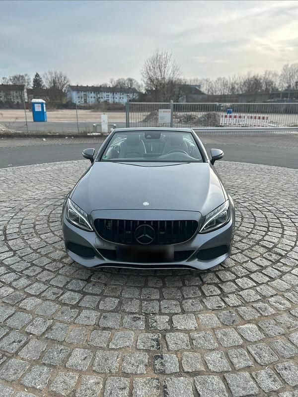 Gebraucht Mercedes C250 211 PS (155 kW) 2017 Grau Cabrio
