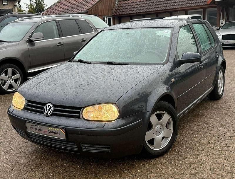 Grau Gebraucht 1999 VW Golf IV Highline Limousine | 3.799 € (Etwas zu teuer) - Bild 1/4