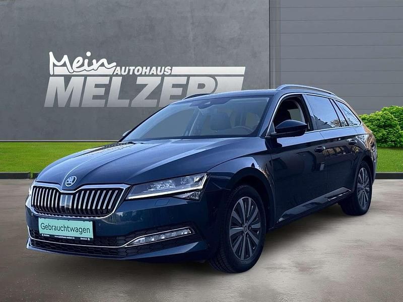 Lavablau Gebraucht 2022 Skoda Superb Style Kombi | 27.480 € (Guter Preis) - Bild 1/4