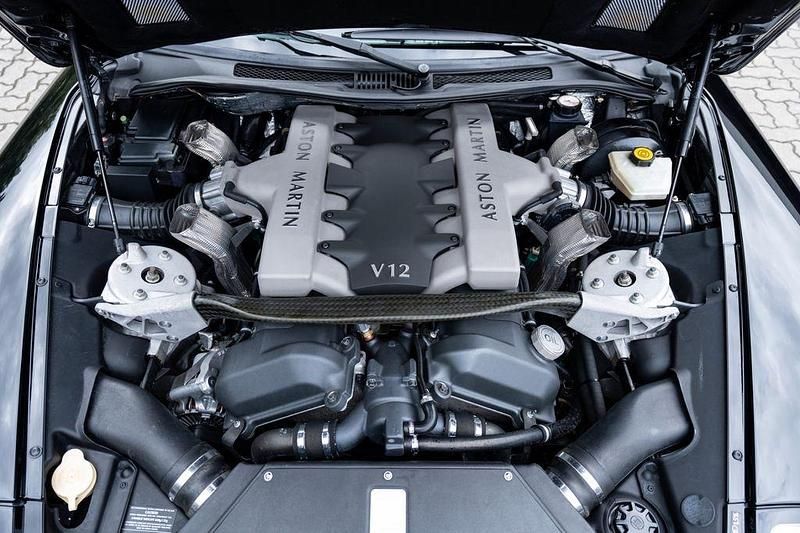 Gebraucht Aston Martin Vanquish 466 PS (342 kW) 2004 Schwarz Coupé