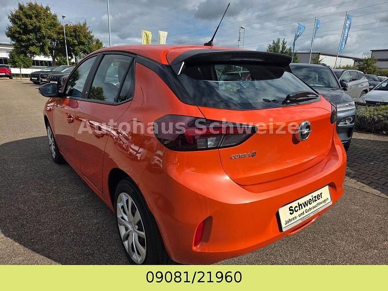 Gebraucht Opel Corsa-e Basis 100 kW (136 PS) 2022 Orange Kleinwagen