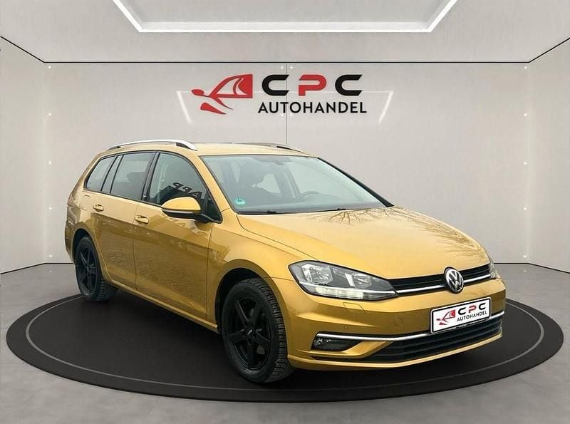 Gebraucht VW Golf VII Sound 125 PS (91 kW) 2017 Gelb Kombi