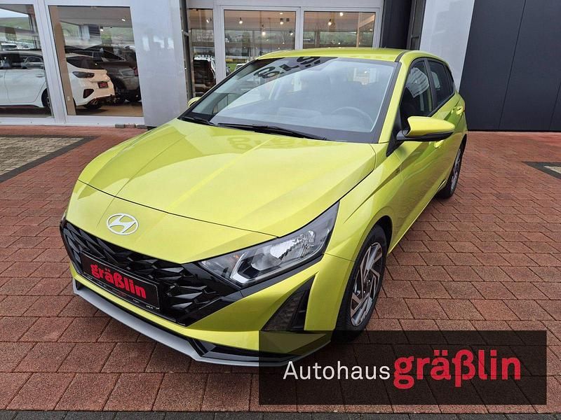 Gelb Gebraucht 2024 Hyundai i20 Select Limousine | 15.900 € (Fairer Preis) - Bild 1/3