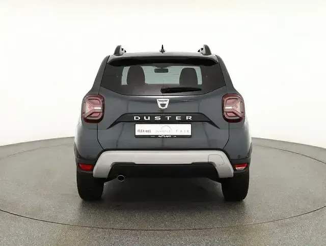 Gebraucht Dacia Duster 150 PS (110 kW) 2022 Grau SUV