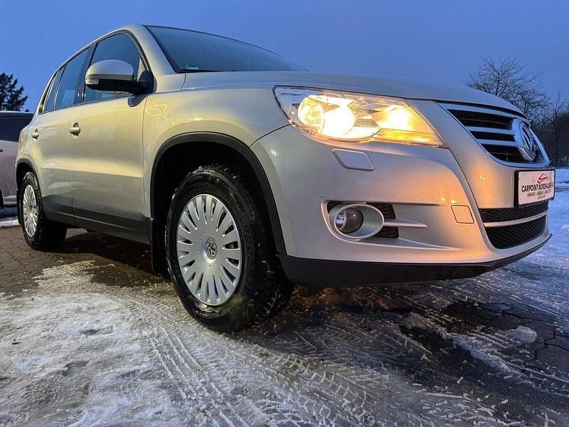 Gebraucht VW Tiguan Trendline 150 PS (110 kW) 2009 Gold SUV