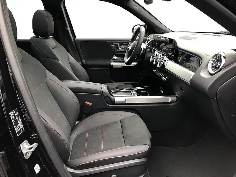 Usata Mercedes GLB220 190 CV (139 kW) 2024 Nero SUV