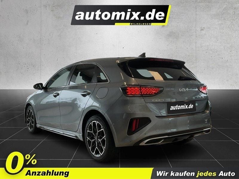 Gebraucht Kia Ceed GT GT-Line 160 PS (117 kW) 2022 Css lunarsilber met Limousine