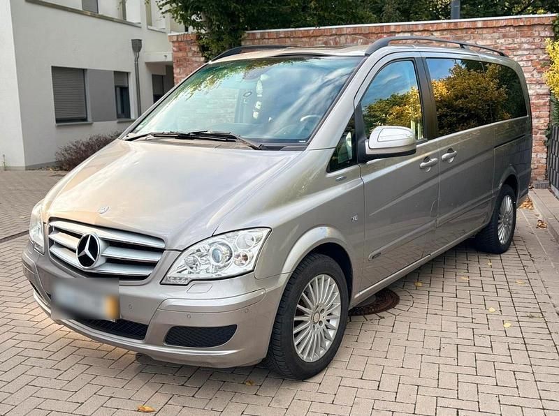 Gebraucht 2011 Mercedes Viano Edition Van / Kleinbus | 14.999 € (Superpreis) - Bild 1/4