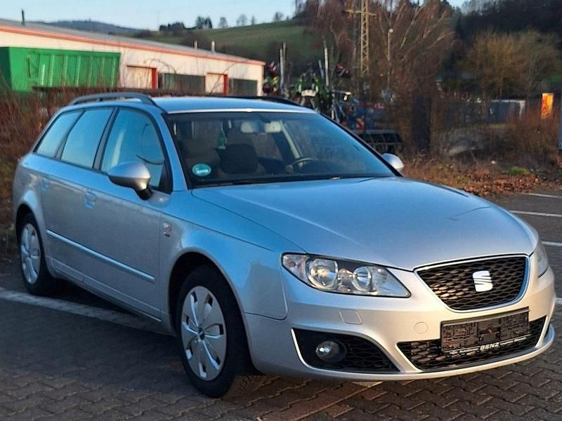 Gebraucht Seat Exeo Style 146 PS (107 kW) 2013 Silber Kombi