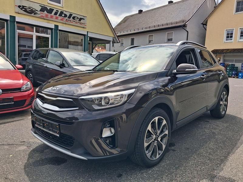 Braun Gebraucht 2018 Kia Stonic Vision SUV | 11.980 € (Fairer Preis) - Bild 1/4