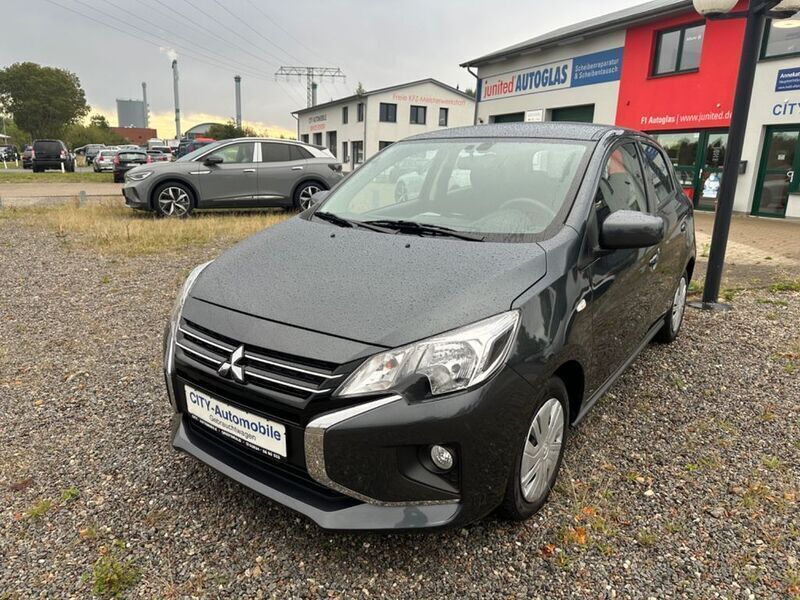 Grau Gebraucht 2023 Mitsubishi Space Star Select Limousine | 11.200 € (Fairer Preis) - Bild 1/4